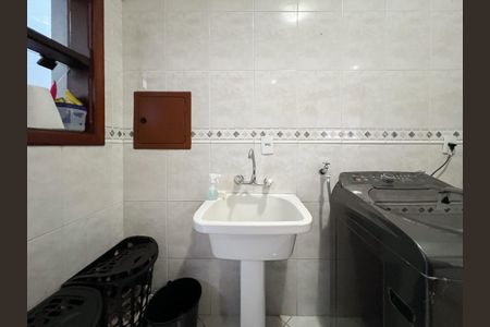 Casa para alugar com 270m², 3 quartos e 3 vagas Casa para alugar com 270m², 3 quartos e 3 vagasÁrea de Serviço