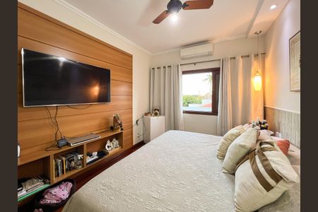 Casa para alugar com 270m², 3 quartos e 3 vagas Casa para alugar com 270m², 3 quartos e 3 vagasSuíte