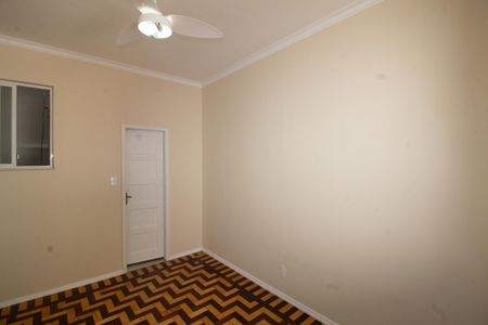 Casa de condomínio para alugar com 200m², 4 quartos e 1 vaga Casa de condomínio para alugar com 200m², 4 quartos e 1 vagaSuíte