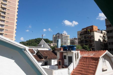 Casa de condomínio para alugar com 200m², 4 quartos e 1 vaga Casa de condomínio para alugar com 200m², 4 quartos e 1 vagaQuarto 3 - Vista para o cristo Redentor