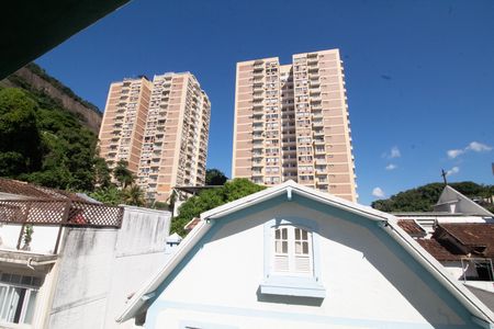 Casa de condomínio para alugar com 200m², 4 quartos e 1 vaga Casa de condomínio para alugar com 200m², 4 quartos e 1 vagaQuarto 3 - Vista