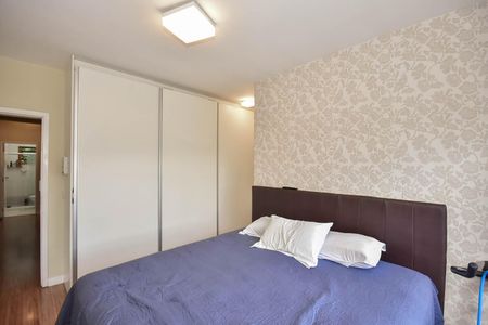 Casa à venda com 117m², 3 quartos e 2 vagas Casa à venda com 117m², 3 quartos e 2 vagasSuíte