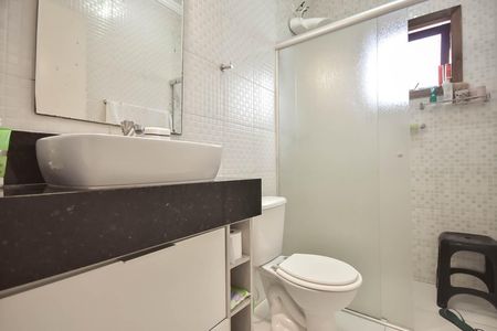 Casa à venda com 117m², 3 quartos e 2 vagas Casa à venda com 117m², 3 quartos e 2 vagasBanheiro Suíte