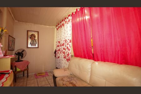 Casa à venda com 150m², 4 quartos e 1 vaga Casa à venda com 150m², 4 quartos e 1 vagaCasa 3 - Sala