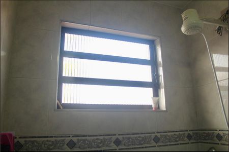 Casa à venda com 170m², 3 quartos e 2 vagasBanheiro Suíte 