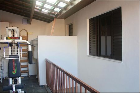 Casa à venda com 170m², 3 quartos e 2 vagasÁrea comum