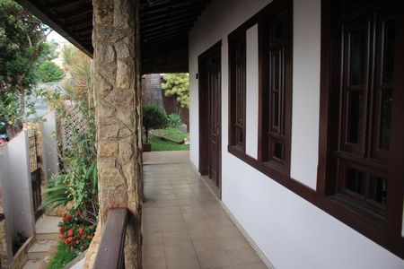 Casa à venda com 557m², 5 quartos e 4 vagasÁrea Privativa