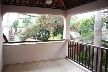Casa à venda com 557m², 5 quartos e 4 vagasVaranda da Suíte