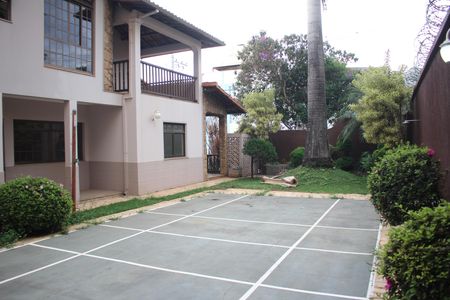 Casa à venda com 557m², 5 quartos e 4 vagasÁrea comum