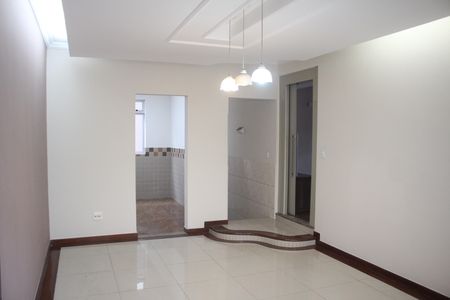 Casa à venda com 557m², 5 quartos e 4 vagasQuarto 2