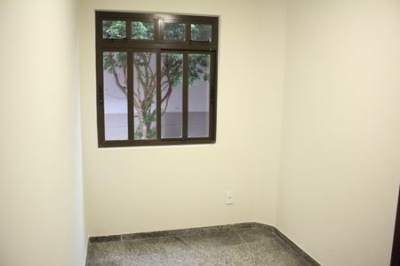 Casa à venda com 557m², 5 quartos e 4 vagasSuíte