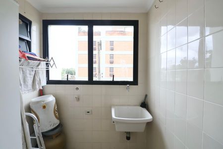 Apartamento para alugar com 135m², 3 quartos e 1 vaga Apartamento para alugar com 135m², 3 quartos e 1 vagaÁrea de Serviço