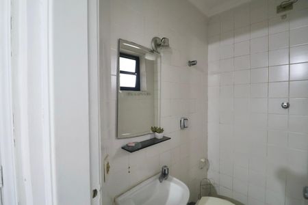 Apartamento para alugar com 135m², 3 quartos e 1 vaga Apartamento para alugar com 135m², 3 quartos e 1 vagaBanheiro Suíte 2