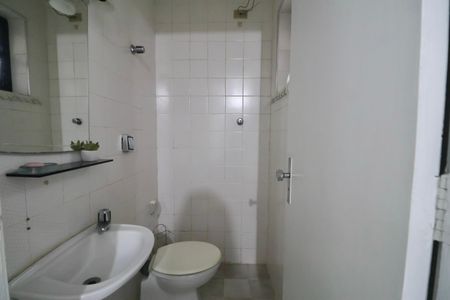 Apartamento para alugar com 135m², 3 quartos e 1 vaga Apartamento para alugar com 135m², 3 quartos e 1 vagaBanheiro Suíte 2