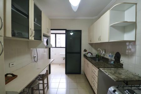 Apartamento para alugar com 135m², 3 quartos e 1 vaga Apartamento para alugar com 135m², 3 quartos e 1 vagaCozinha