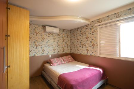 Casa à venda com 240m², 3 quartos e 5 vagasSuite 2