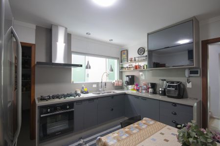 Casa à venda com 240m², 3 quartos e 5 vagasCozinha