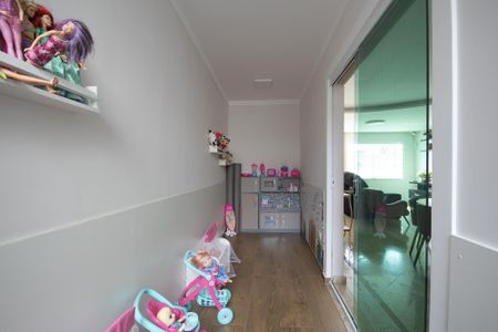 Casa à venda com 240m², 3 quartos e 5 vagasSala