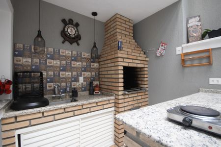 Casa à venda com 240m², 3 quartos e 5 vagasChurrasqueira