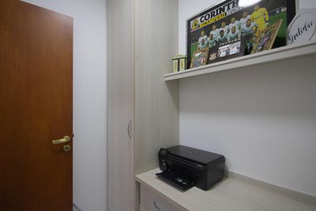 Casa à venda com 240m², 3 quartos e 5 vagasEscritório