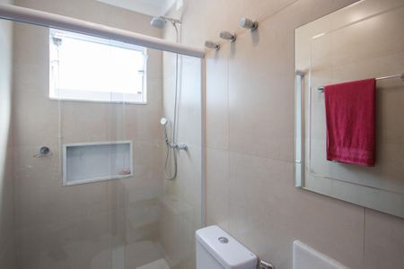 Casa à venda com 240m², 3 quartos e 5 vagasBanheiro da Suite 3