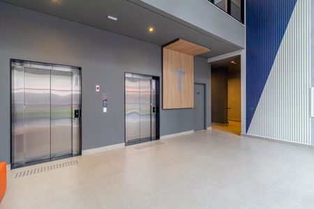 Studio à venda com 35m², 1 quarto e 1 vaga Studio à venda com 35m², 1 quarto e 1 vagaÁrea comum - Hall Social