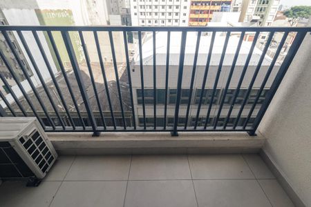 Studio à venda com 35m², 1 quarto e 1 vaga Studio à venda com 35m², 1 quarto e 1 vagaVaranda