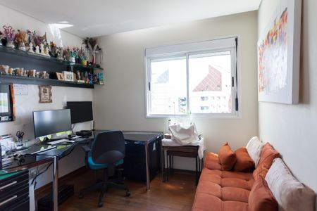 Apartamento à venda com 164m², 4 quartos e 4 vagas Apartamento à venda com 164m², 4 quartos e 4 vagasSemi Suíte 1