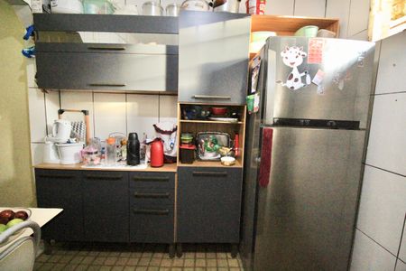 Casa para alugar com 150m², 2 quartos e sem vagaCozinha e Área de Serviço