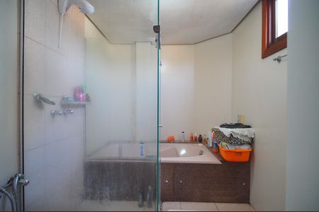 Apartamento à venda com 458m², 3 quartos e 4 vagasBanheiro da Suíte 1