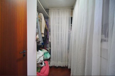 Apartamento à venda com 458m², 3 quartos e 4 vagasCloset da suíte 1