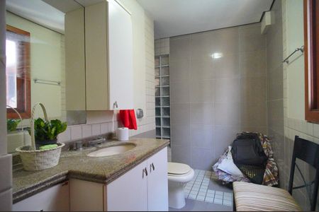 Apartamento à venda com 458m², 3 quartos e 4 vagasBanheiro da Suíte 2