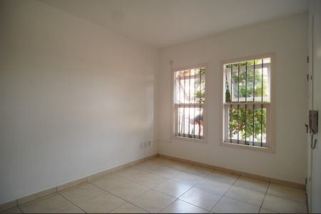 Casa de condomínio à venda com 100m², 3 quartos e 1 vagaSala