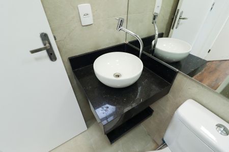 Apartamento à venda com 49m², 2 quartos e 1 vagaBanheiro Social