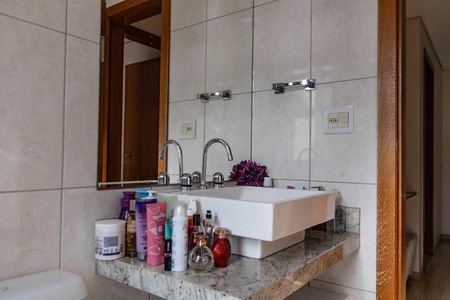 Apartamento à venda com 119m², 3 quartos e 3 vagasBanheiro Social