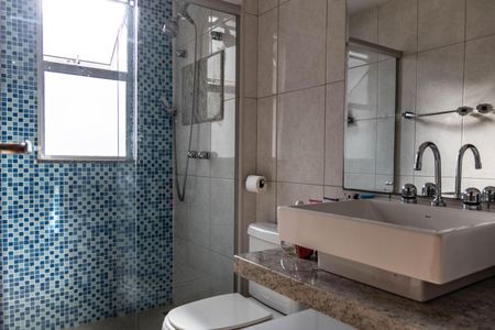 Apartamento à venda com 119m², 3 quartos e 3 vagasBanheiro Social