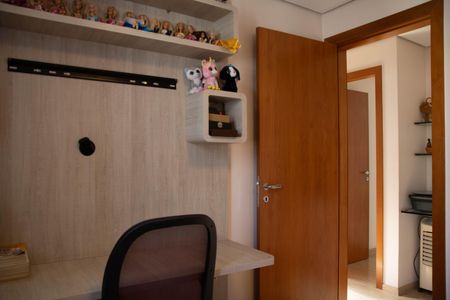 Apartamento à venda com 119m², 3 quartos e 3 vagasQuarto 2