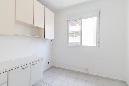 Apartamento à venda com 182m², 3 quartos e 1 vagaÁrea de Serviço - Quarto de Serviço