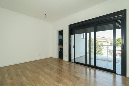 Casa à venda com 160m², 3 quartos e 4 vagasSuíte