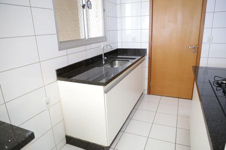 Apartamento para alugar com 82m², 2 quartos e 2 vagasCozinha