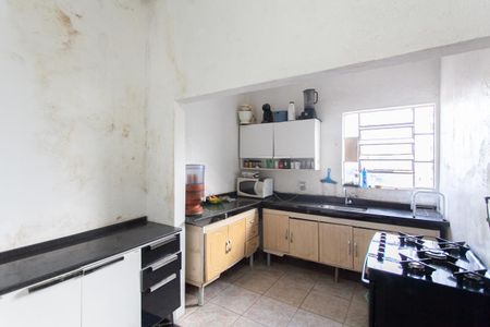 Casa à venda com 102m², 2 quartos e 2 vagas Casa à venda com 102m², 2 quartos e 2 vagasCozinha