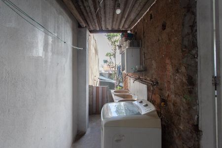 Casa à venda com 102m², 2 quartos e 2 vagas Casa à venda com 102m², 2 quartos e 2 vagasÁrea de Serviço