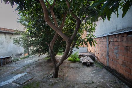 Casa à venda com 102m², 2 quartos e 2 vagas Casa à venda com 102m², 2 quartos e 2 vagasQuintal