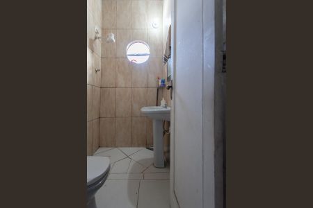 Casa à venda com 102m², 2 quartos e 2 vagas Casa à venda com 102m², 2 quartos e 2 vagasBanheiro Social