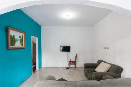 Casa à venda com 102m², 2 quartos e 2 vagas Casa à venda com 102m², 2 quartos e 2 vagasSala