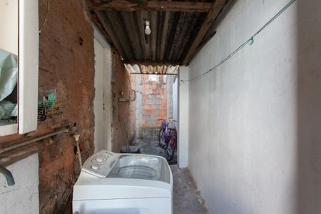 Casa à venda com 102m², 2 quartos e 2 vagas Casa à venda com 102m², 2 quartos e 2 vagasÁrea de Serviço