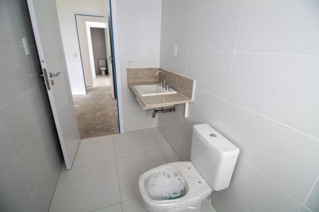 Apartamento à venda com 162m², 3 quartos e 3 vagasBanheiro da Suíte 1