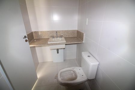 Apartamento à venda com 162m², 3 quartos e 3 vagasBanheiro da Suíte 2