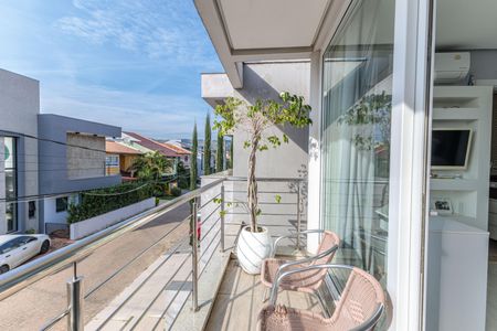 Casa de condomínio para alugar com 150m², 3 quartos e 2 vagasSacada da Suíte