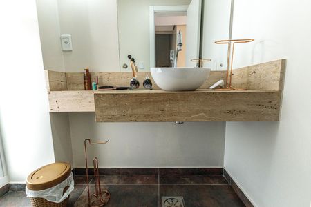 Casa de condomínio para alugar com 150m², 3 quartos e 2 vagasLavabo